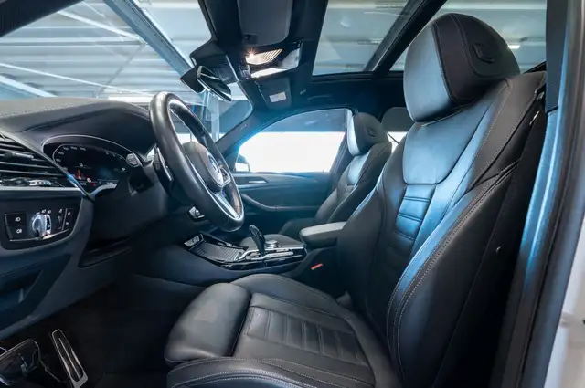 BMW X3 M view 12