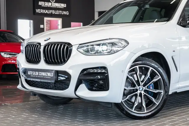 BMW X3 M view 3