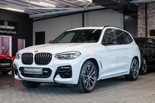 BMW X3 M view 2