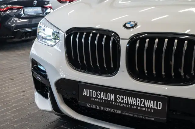 BMW X3 M view 10