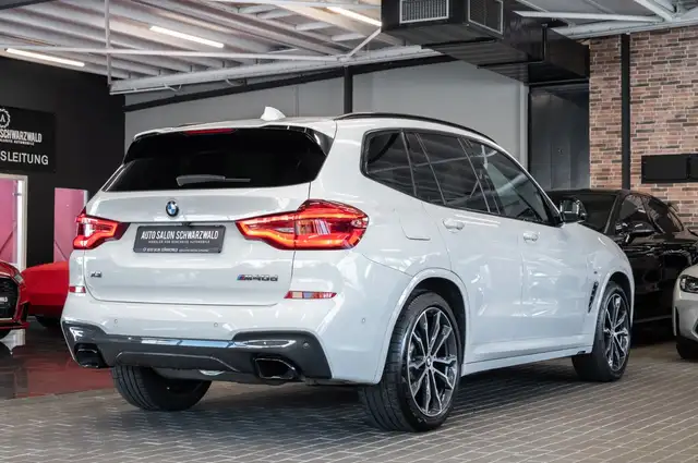 BMW X3 M view 7