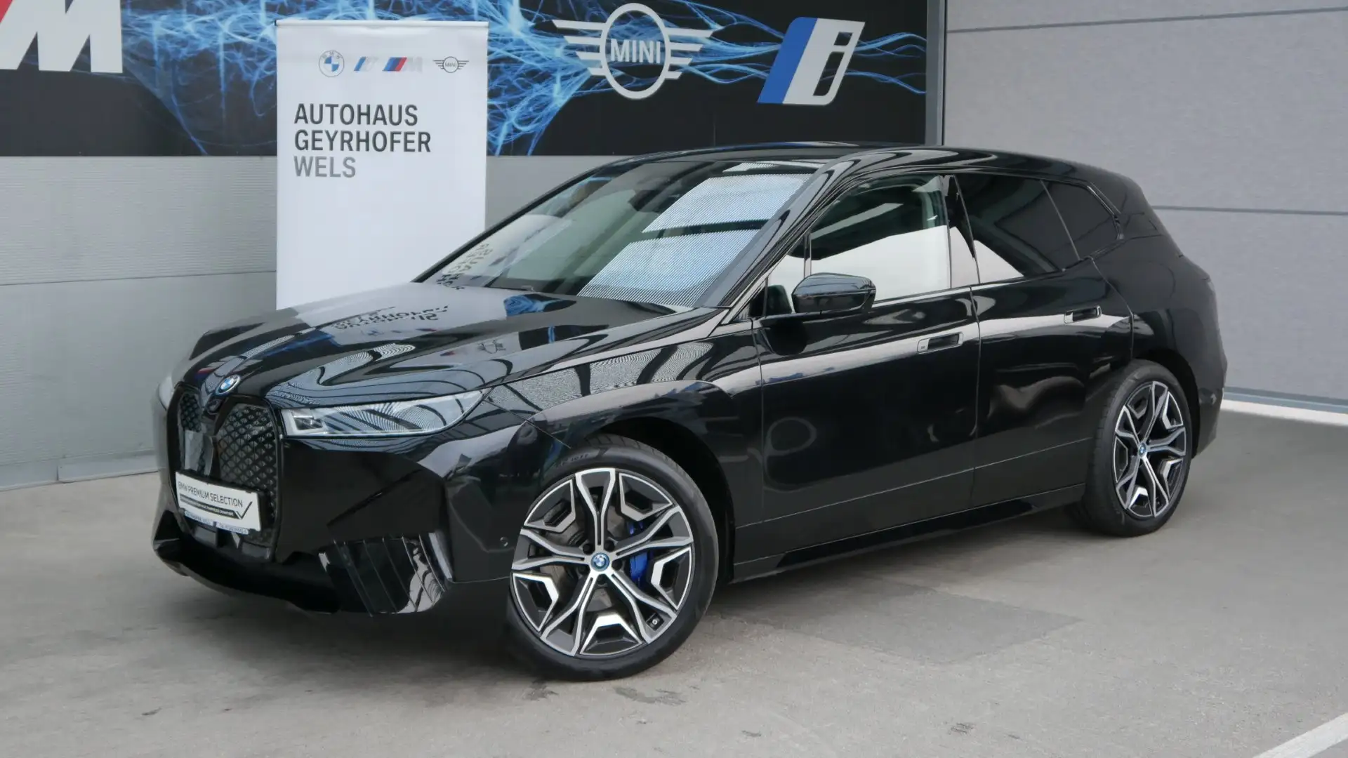 BMW iX iX xDrive50 Schwarz - 1
