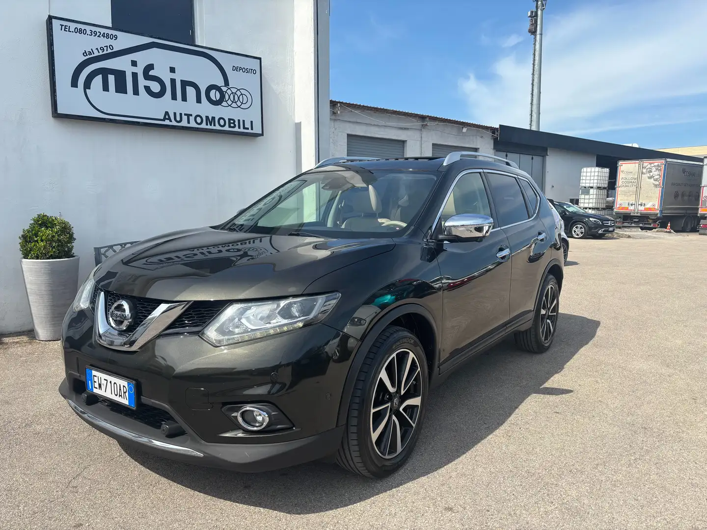 Nissan X-Trail X-Trail 1.6 dci Tekna 2wd 7p Brązowy - 1
