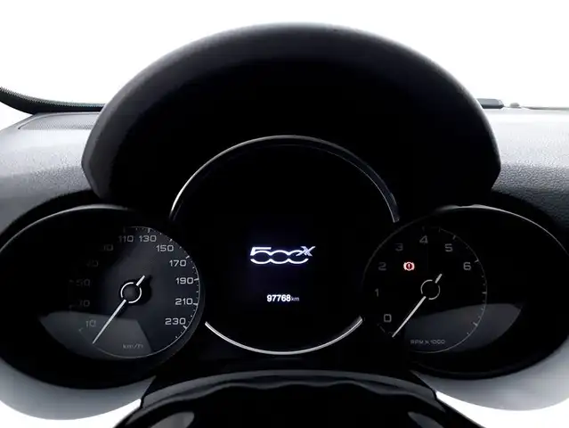 Fiat 500x view 12