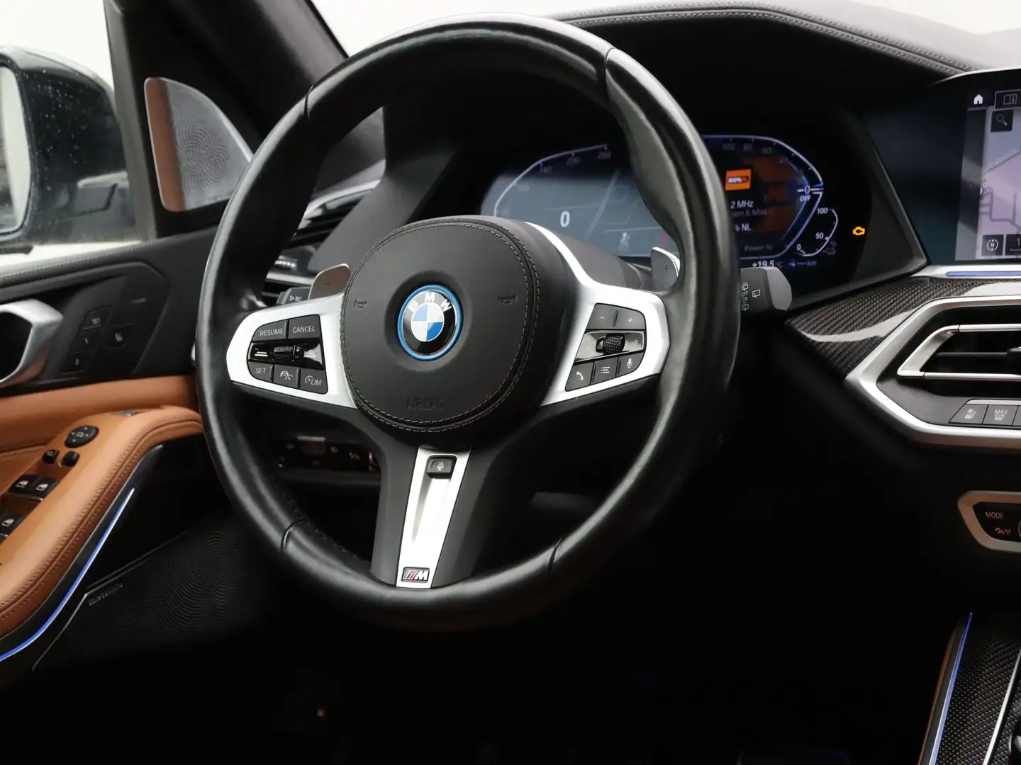 BMW X5 xDrive45e High Exe M-Sport Grijs - 2