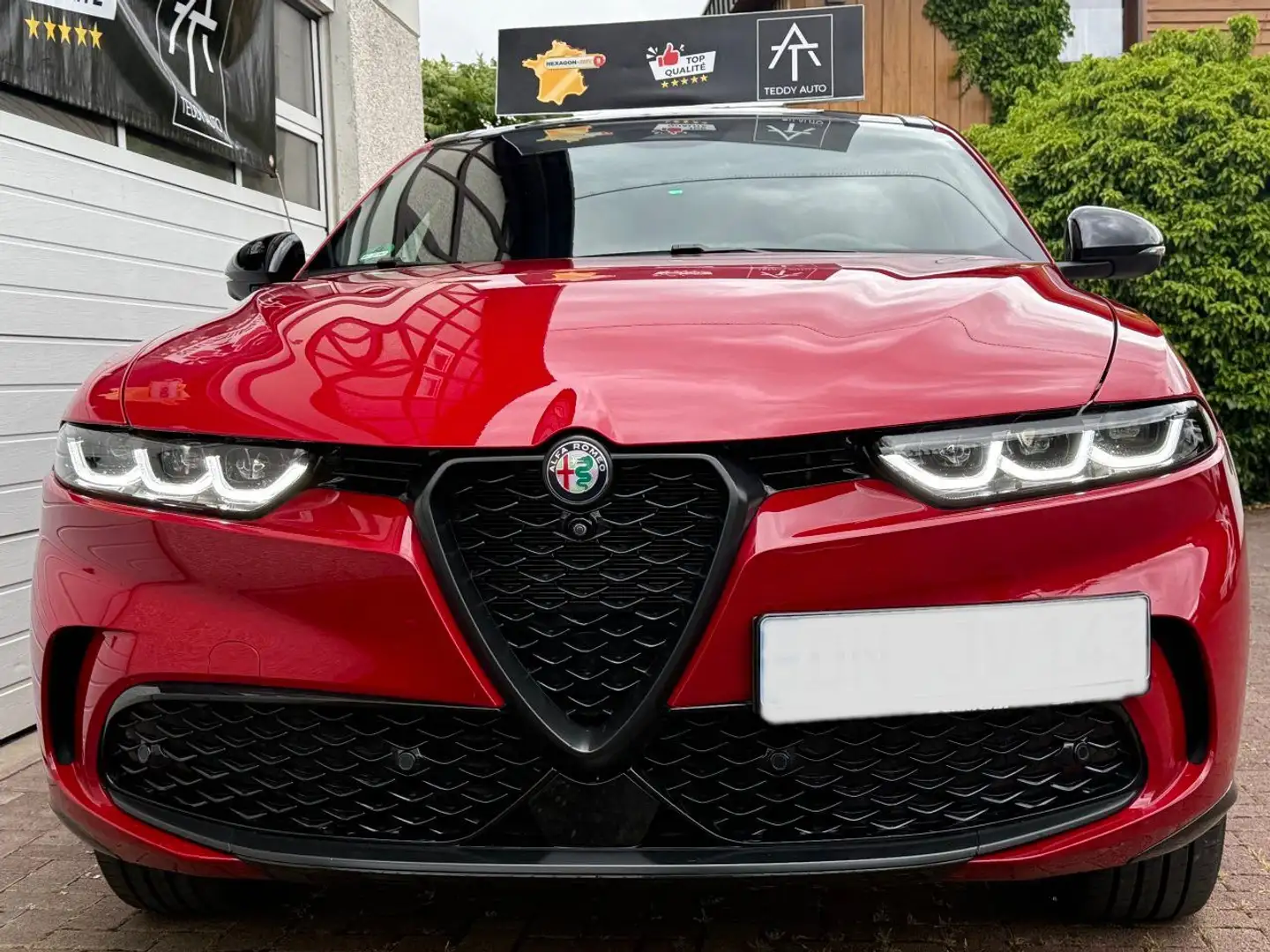 Alfa Romeo Tonale Veloce Plug-In-Hybrid AWD Rot - 2