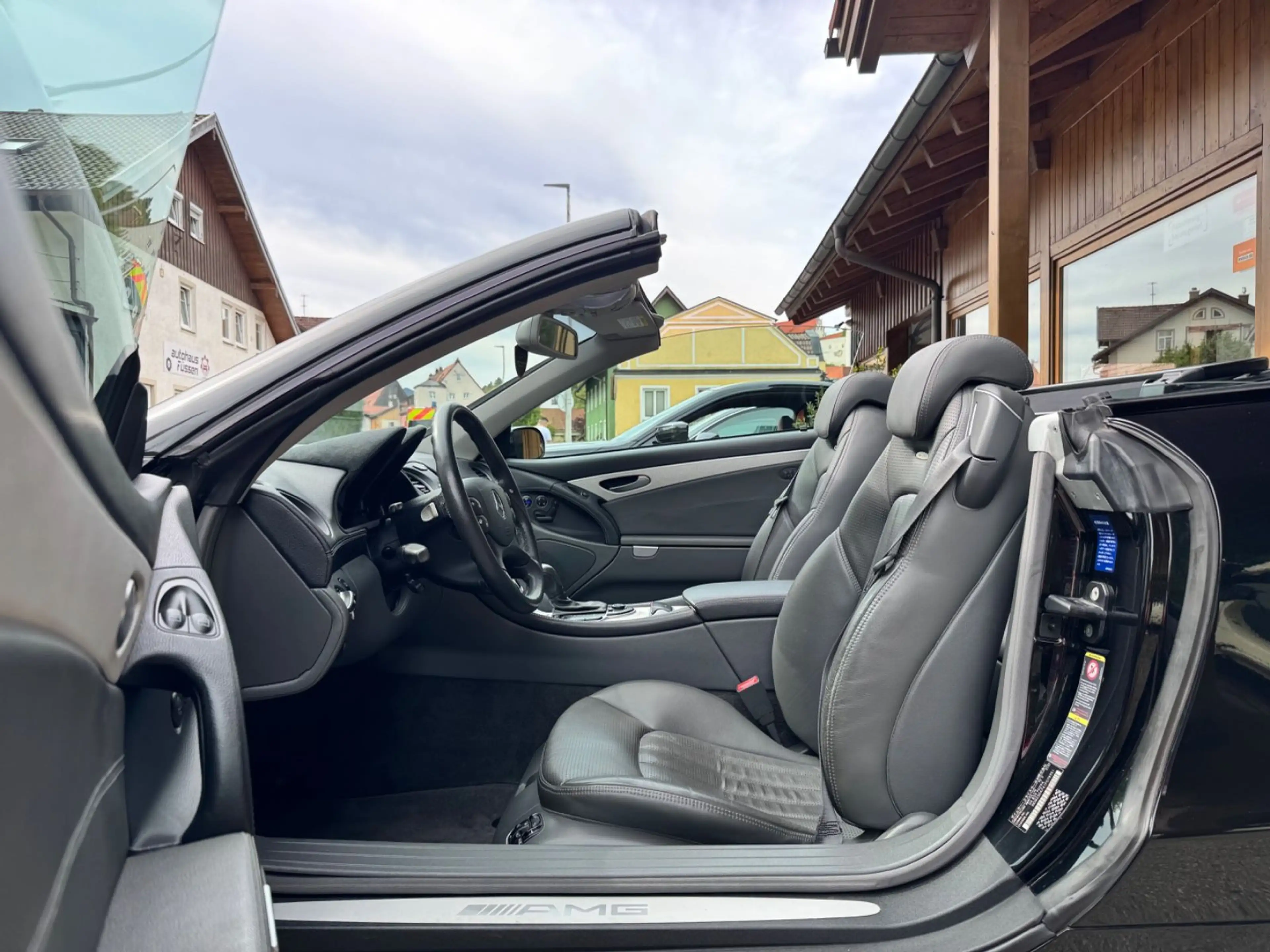 Mercedes-Benz SL 55 AMG Navi Temp Massage BOSE Kamera — photo 14
