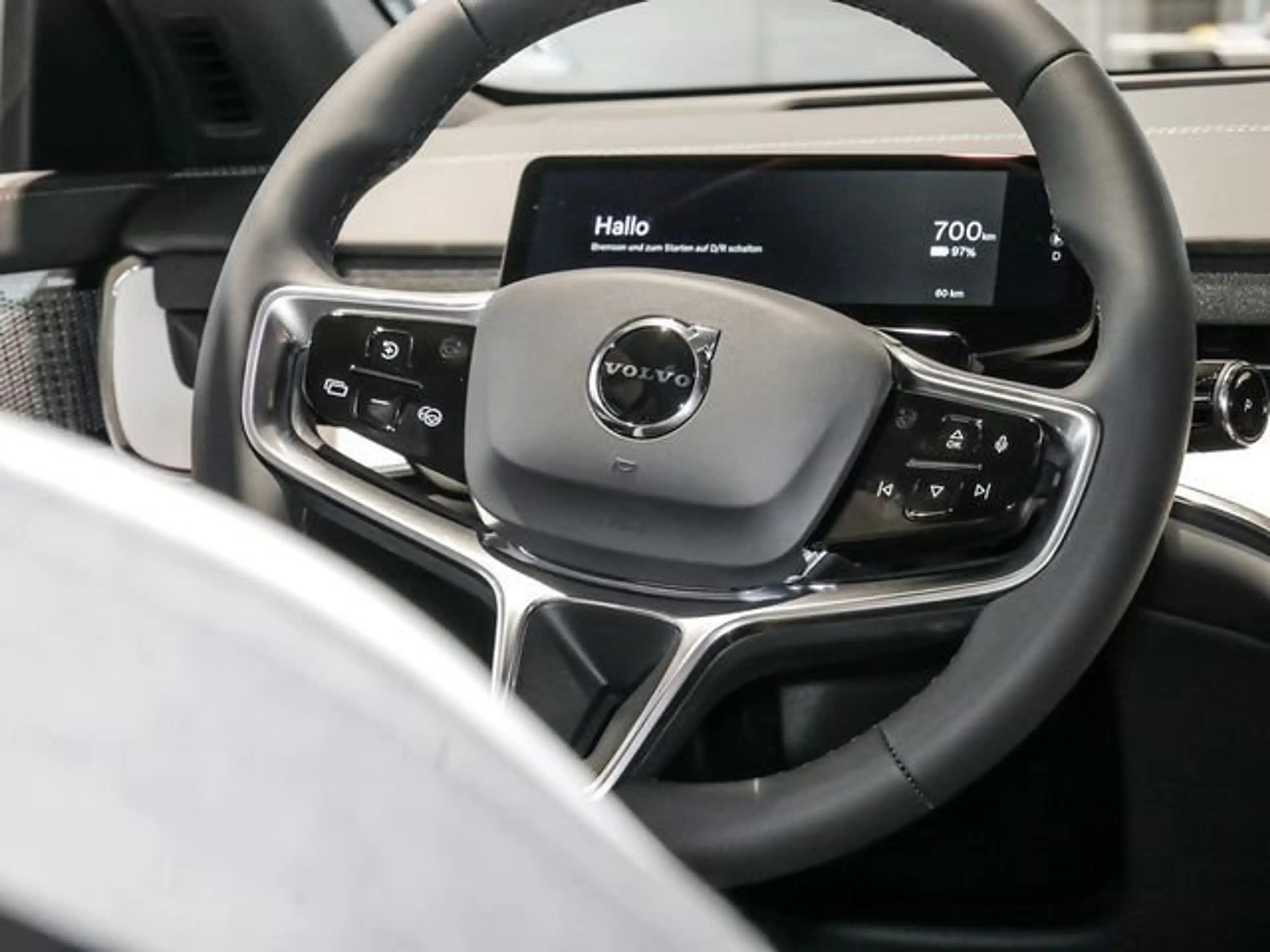 Volvo EX90 Ultra Pure Electric AWD — photo 13