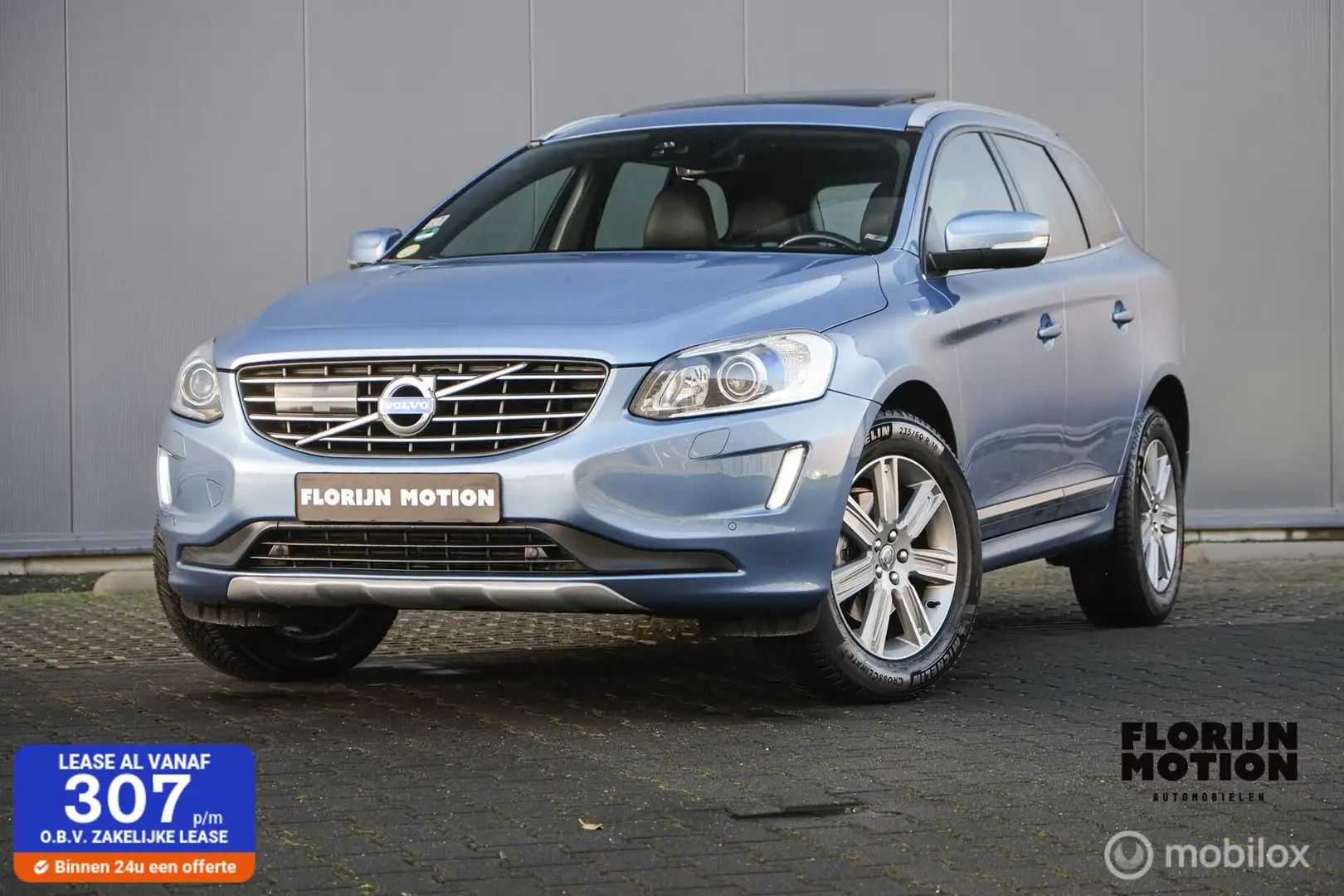 Volvo XC60 2.0 D4 FWD Summum Plus | Trekhaak | Pano | Adaptie Blauw - 1