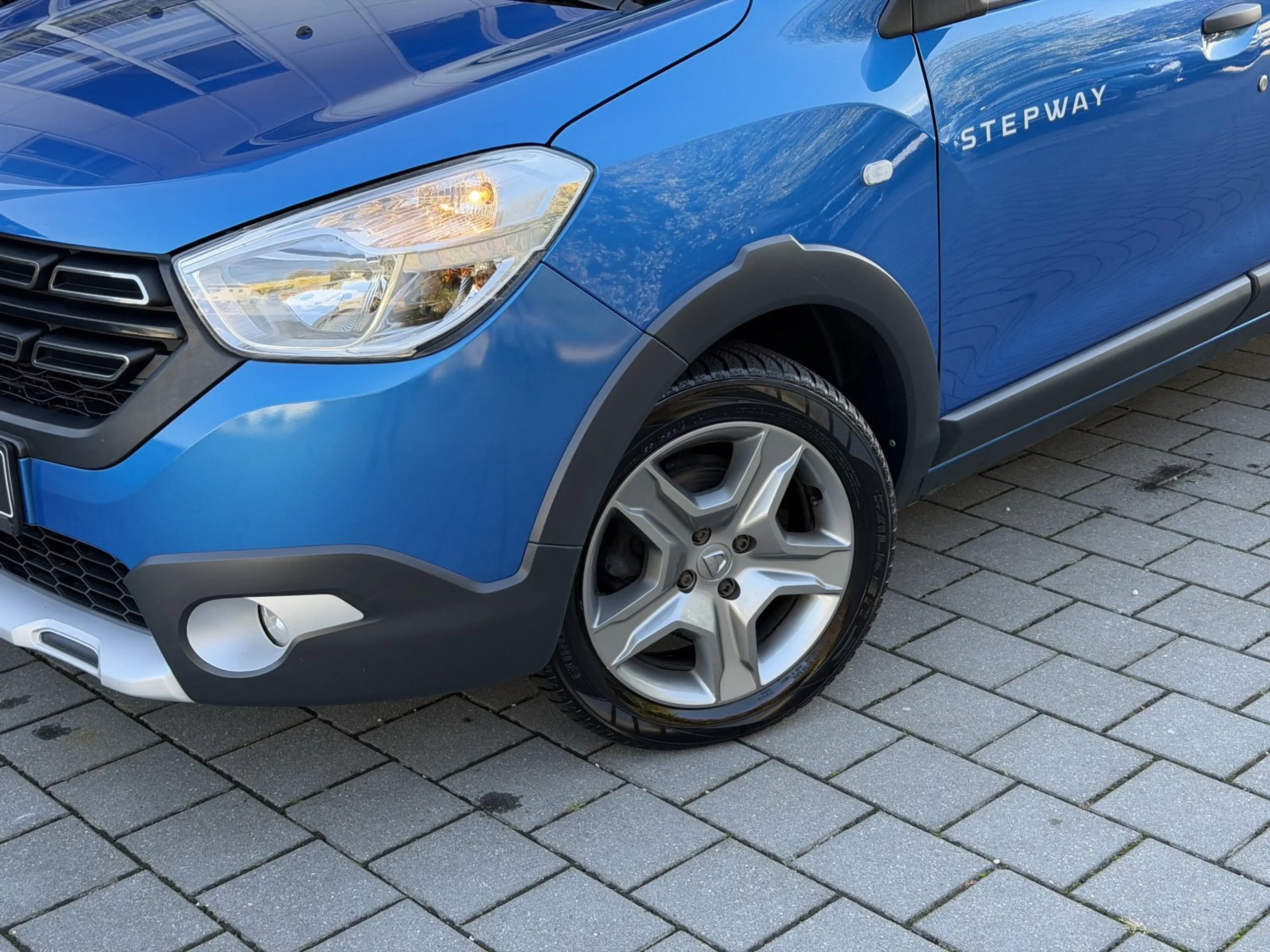 Dacia Dokker SCe 100 Stepway Sitzh. RFK 1Hd. 1.6 SCe 100 EU6 St — photo 4