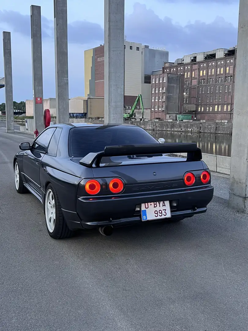 Nissan Skyline R32 GTR - 2