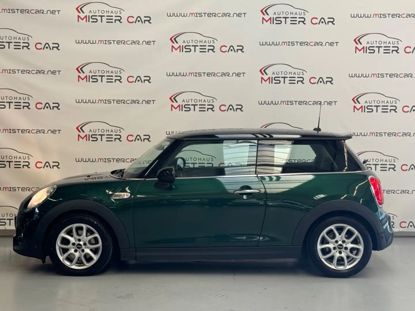 MINI Cooper S Leder/SHZ/PDC/Tempomat/ALU/1Hand Grün - 2