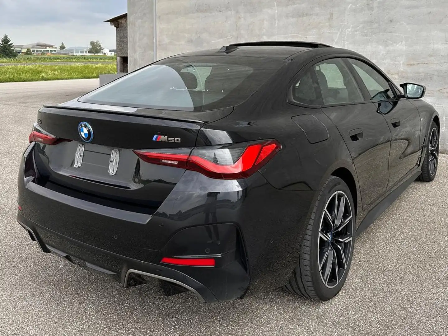 BMW i4 i4+Gran+Coupe+xDrive+M50+80,7kWh Schwarz - 2