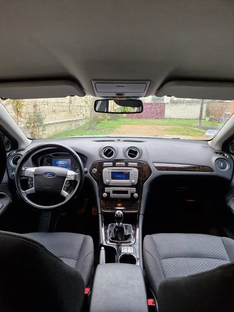 Ford Mondeo Mondeo SW 2.0 TDCi 140 DPF Titanium X - 2