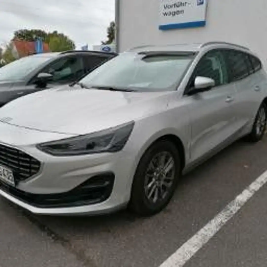 Ford Focus Turnier Titanium AutoNavi KlimaWinterp ALU Silber - 1