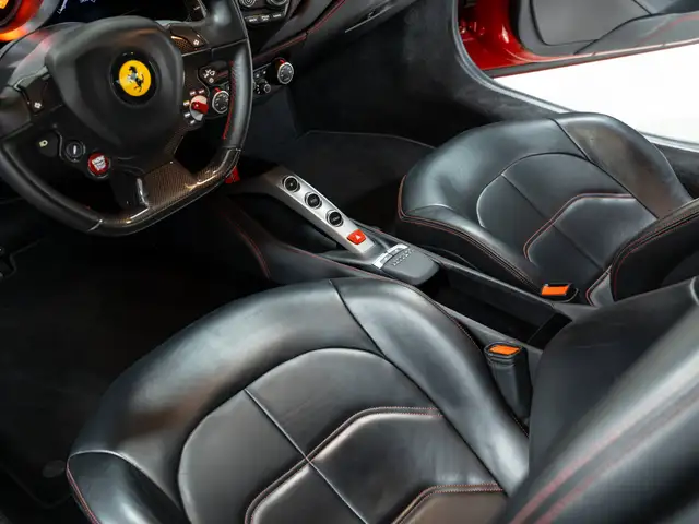 Ferrari 488 view 11