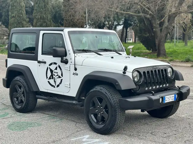 Jeep Wrangler 3.6 V6 Sahara auto