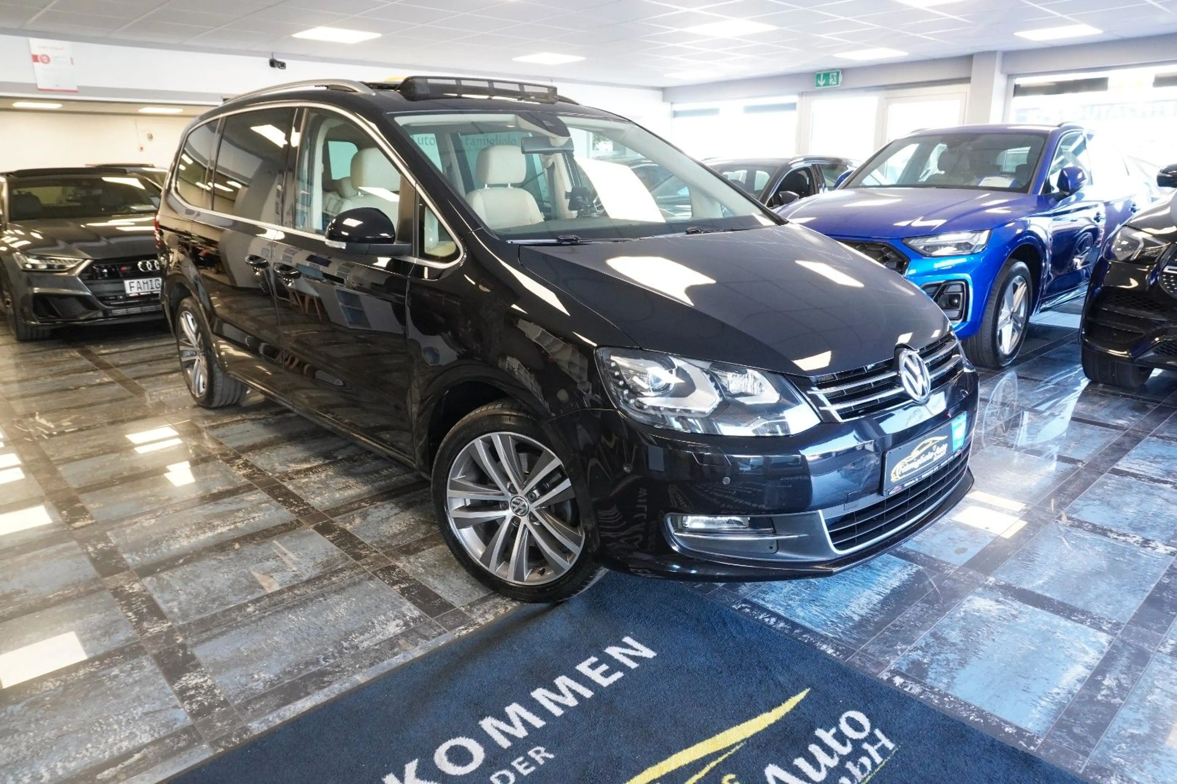 Volkswagen Sharan Highline/2xSchiebe/Xenon/Leder/7-S/Navi — photo 12
