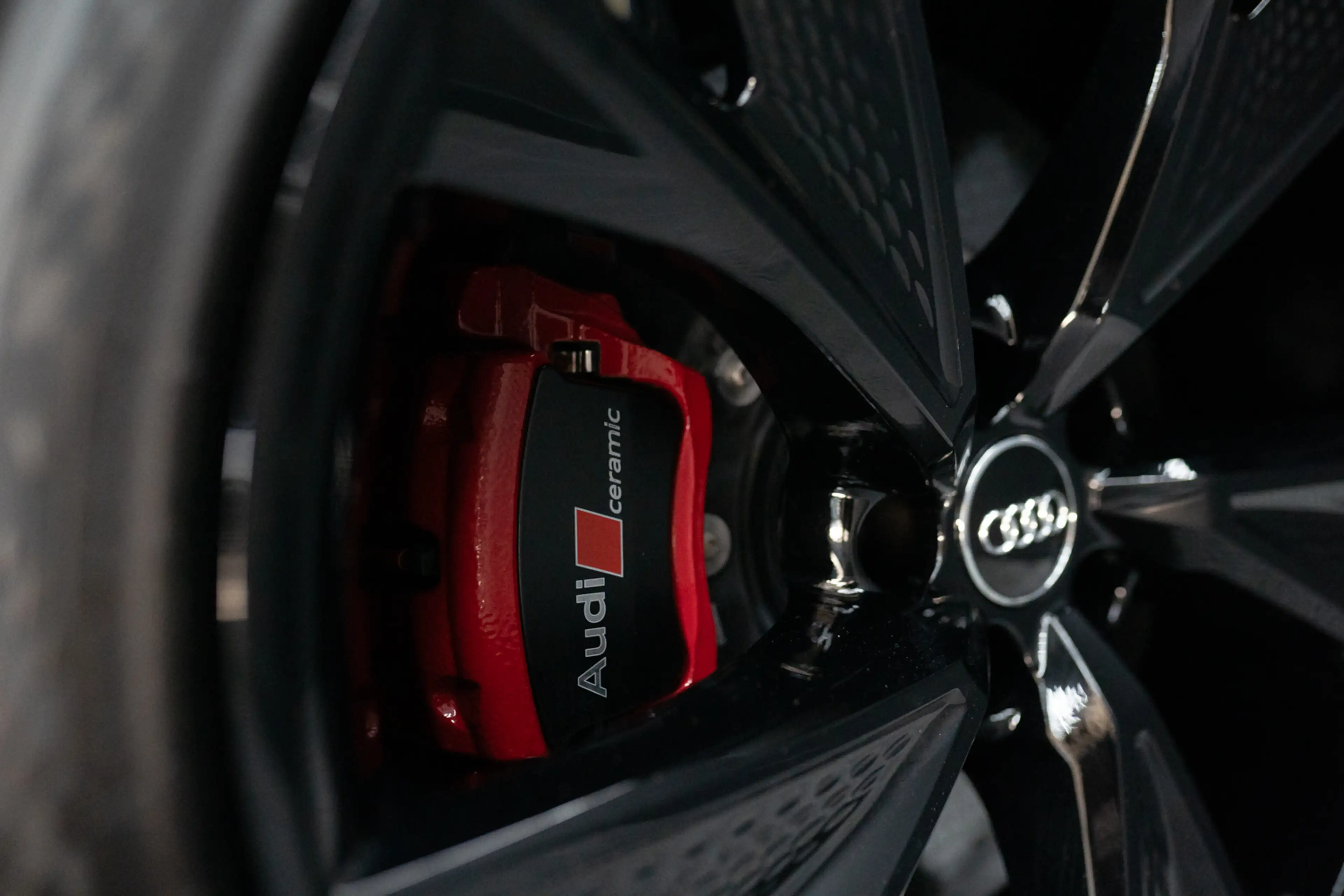 Audi RS7 A7 Sportback 4.0 TFSI quattro URBAN / B&O / Kerami — photo 12