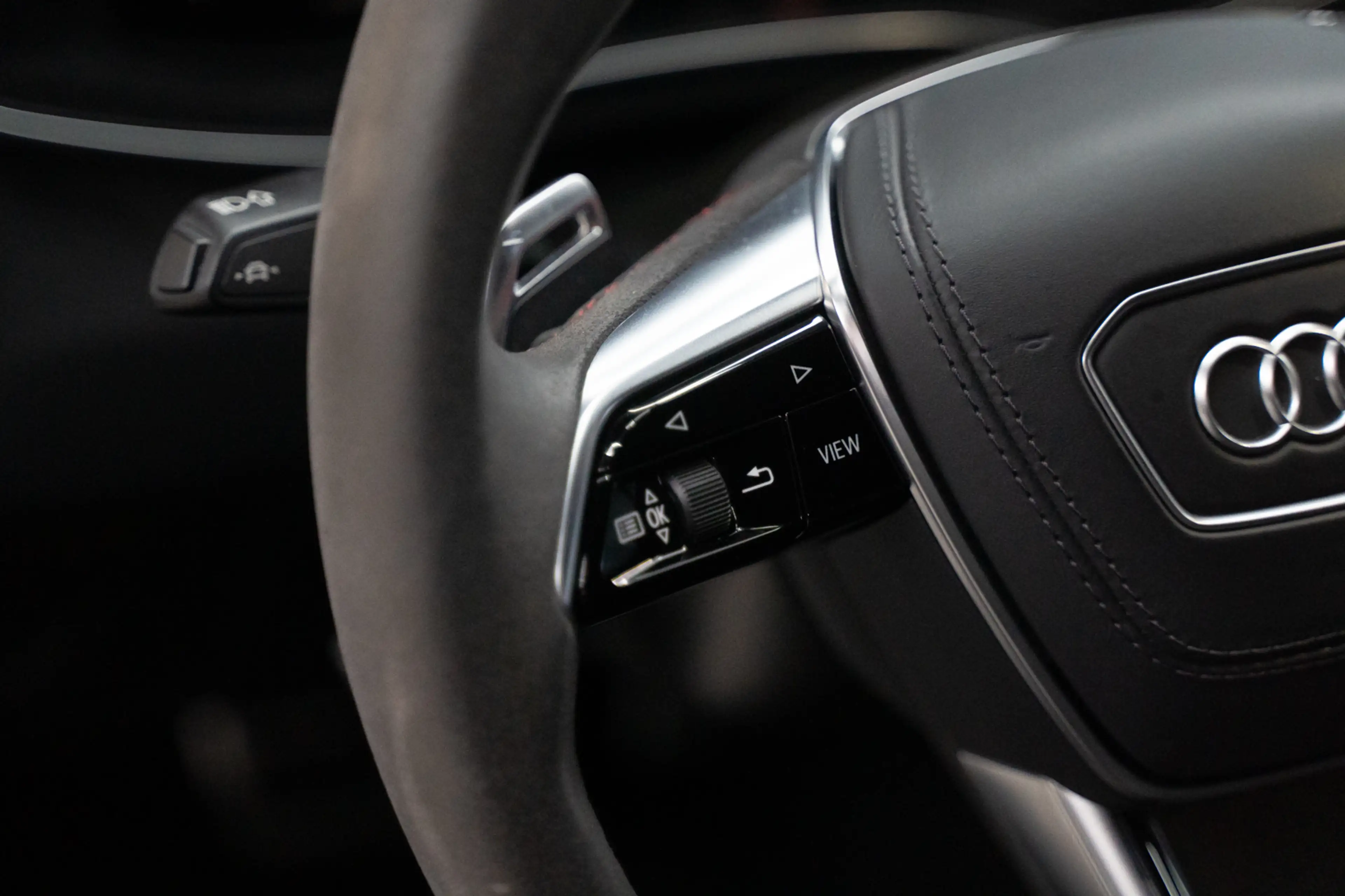 Audi RS7 A7 Sportback 4.0 TFSI quattro URBAN / B&O / Kerami — photo 25