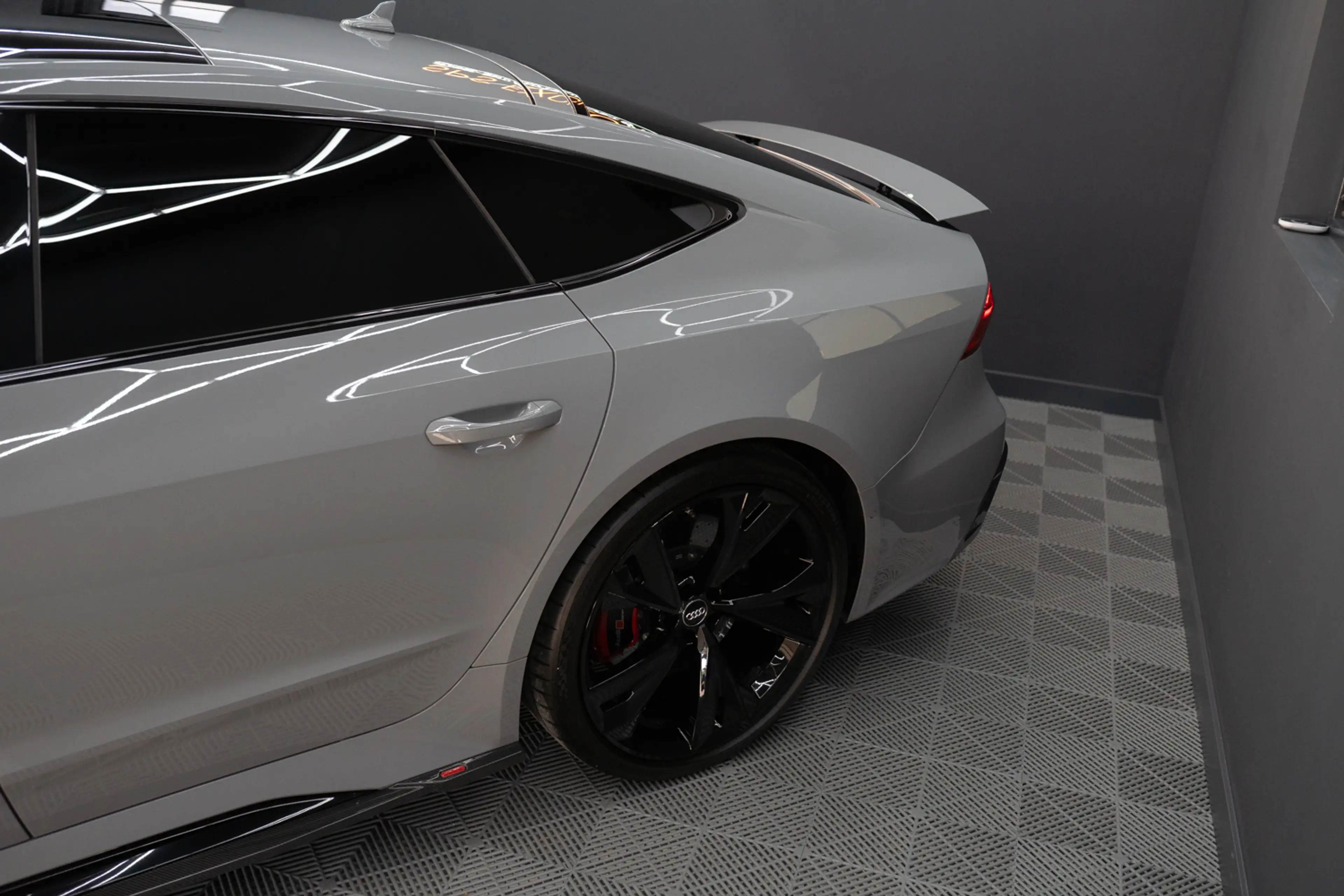 Audi RS7 A7 Sportback 4.0 TFSI quattro URBAN / B&O / Kerami — photo 45