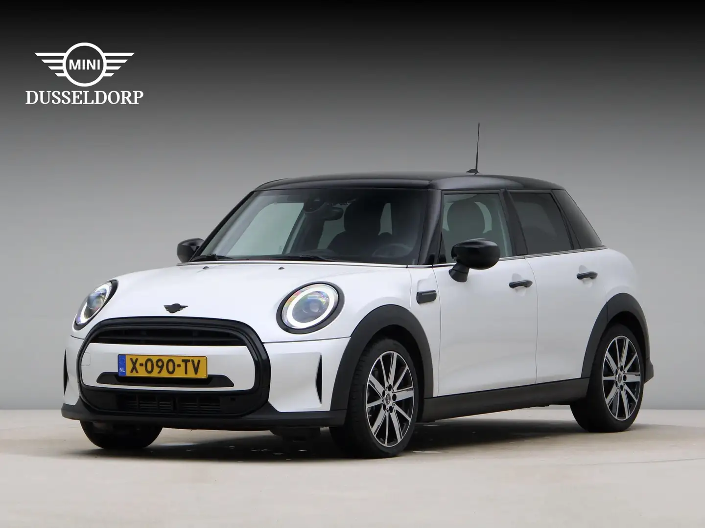 MINI Cooper 5-deurs Camden Edition Aut. Weiß - 1