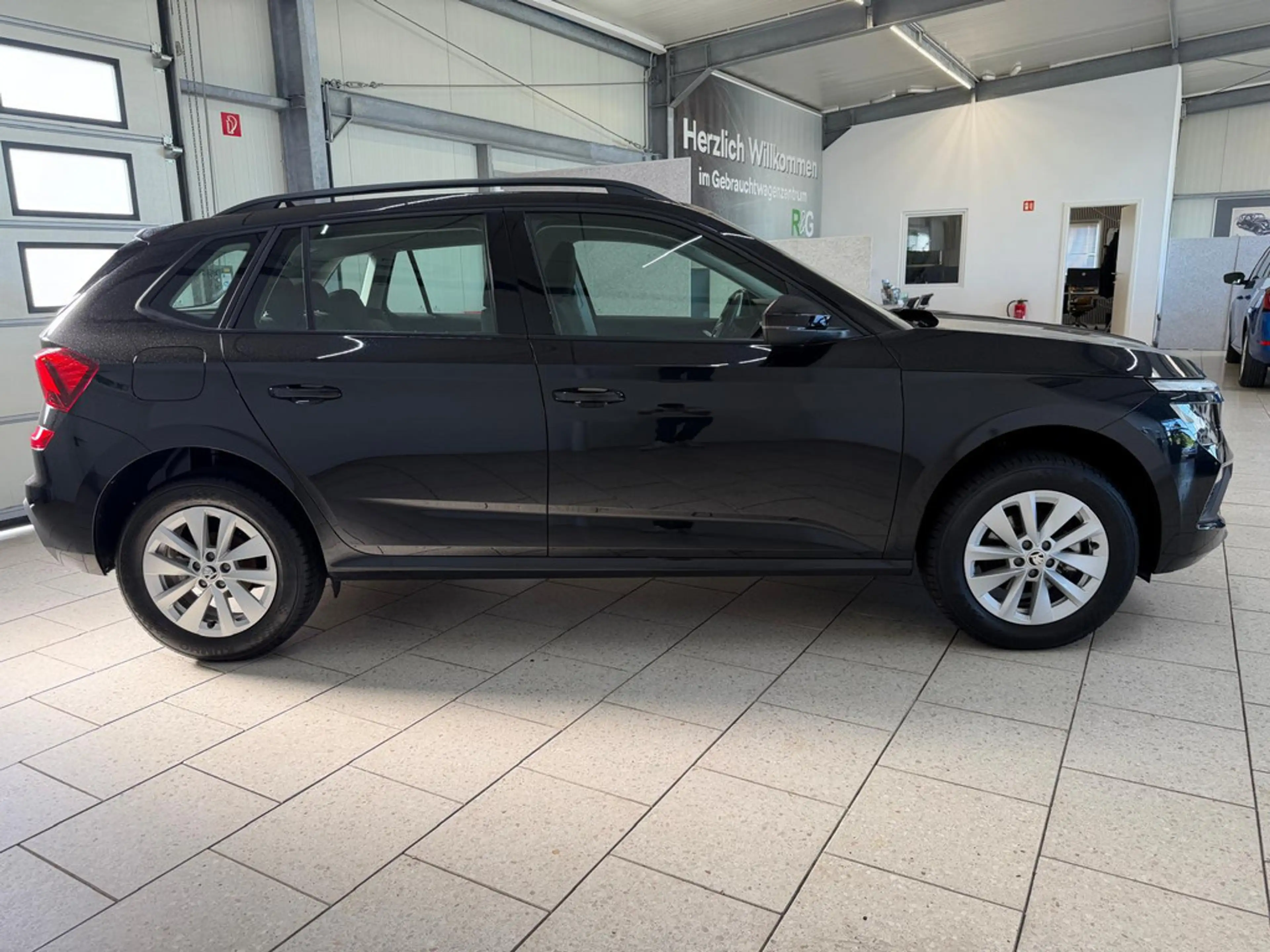 Skoda Kamiq 1.5 TSI Tour DSG PDC SHZ KAMERA LED — photo 10