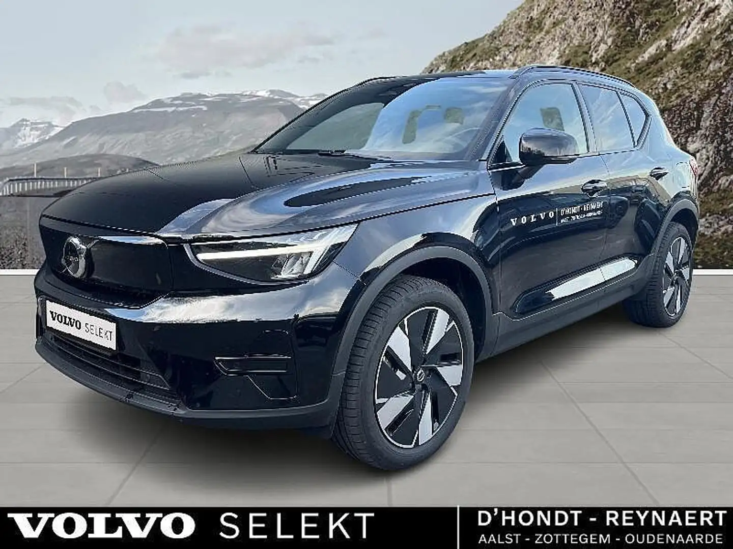Volvo EX40 Plus, Single Motor Extended Range, Elektrisch Noir - 1