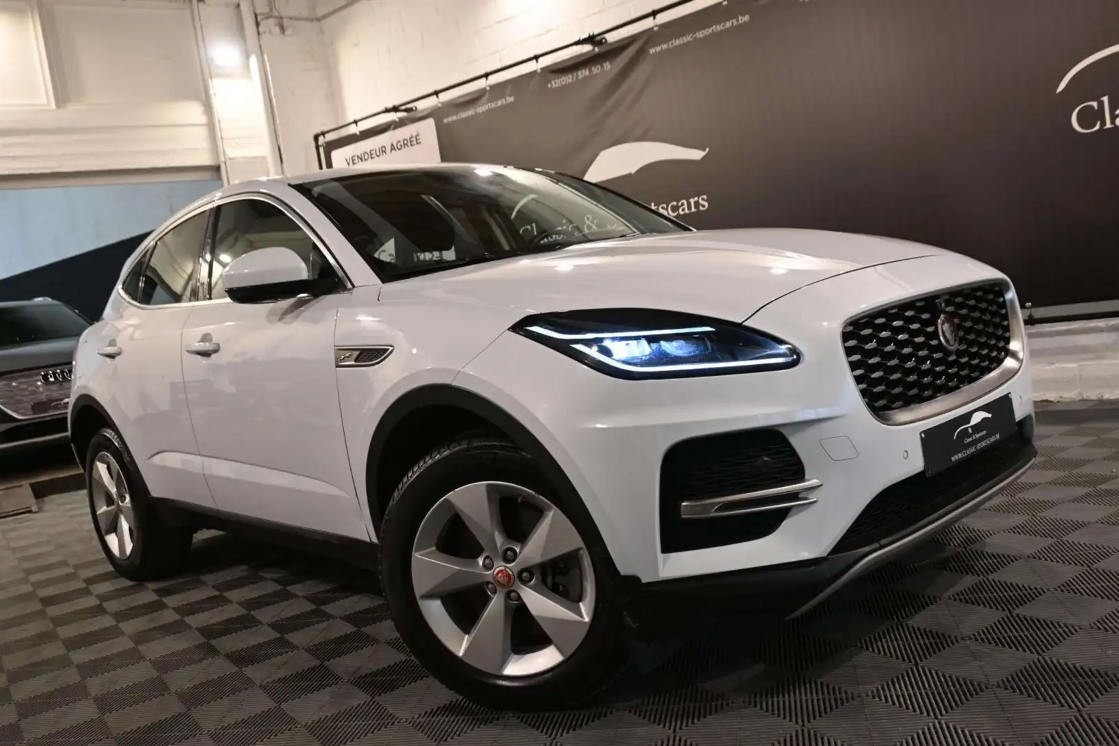 Jaguar E-Pace 2.0 D AWD NEW MODEL / CAMERA 360 / DISTRONIC Blanc - 2