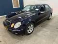 Mercedes-Benz E 240 Avantgarde / AUTOMAAT / MULTIMEDIA-NAVI / RIJDT SC Blauw - thumbnail 9