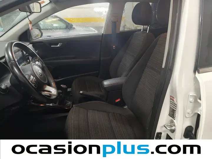 Kia Stonic 1.6 CRDi VGT Drive Eco-Dynamics 2019, foto 10