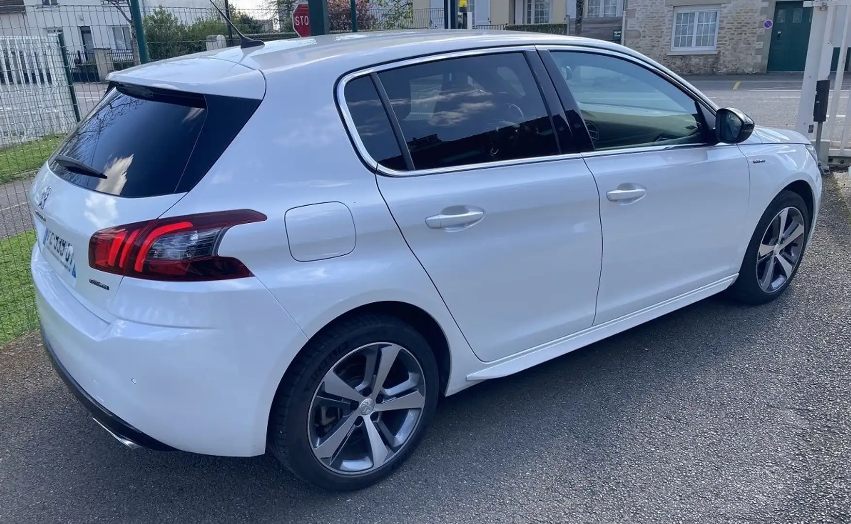 Peugeot 308 1.2 PURETECH 130CH S\u0026S GT LINE - 2