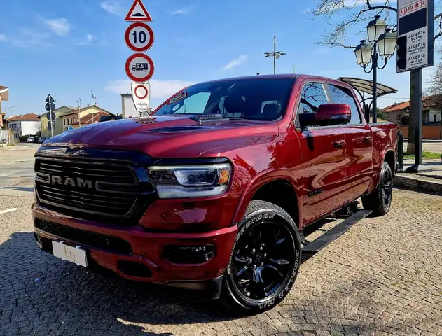 RAM 1500 5.7 V8/e TORQUE/Laramie Black+SPORT/402 CV/GPL BRC