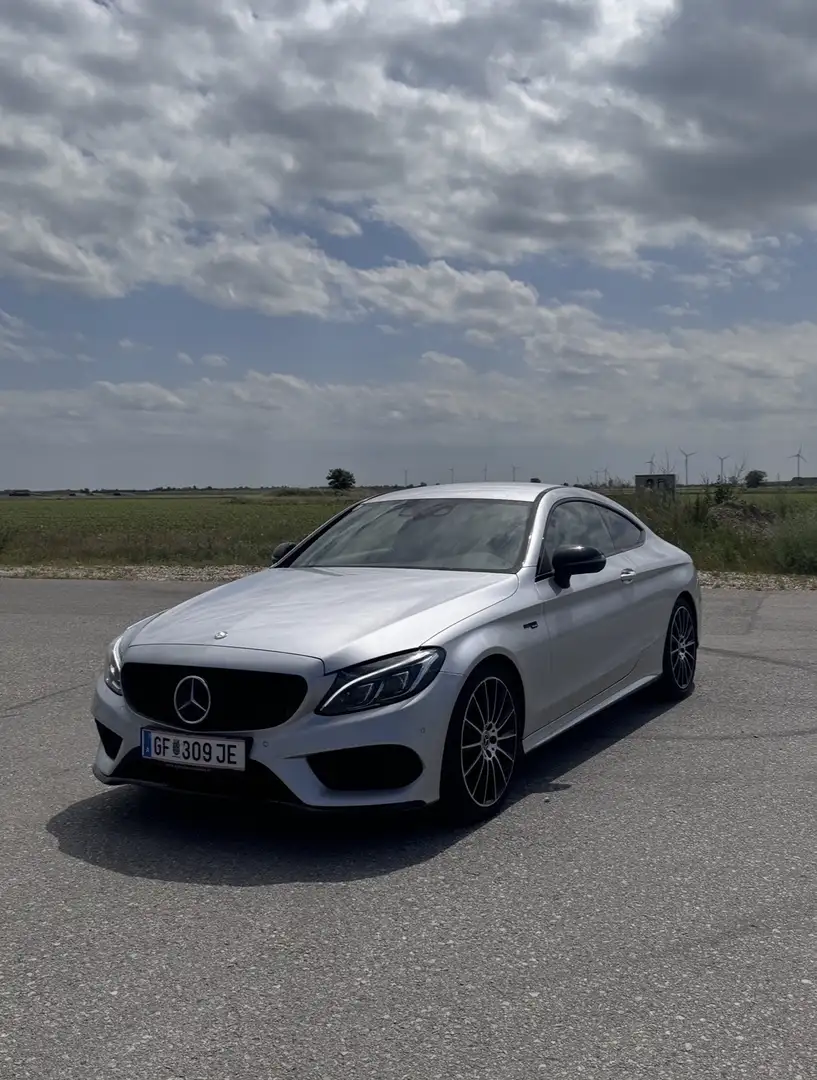 Mercedes-Benz C 400 Coupe 4Matic Aut. Silber - 1