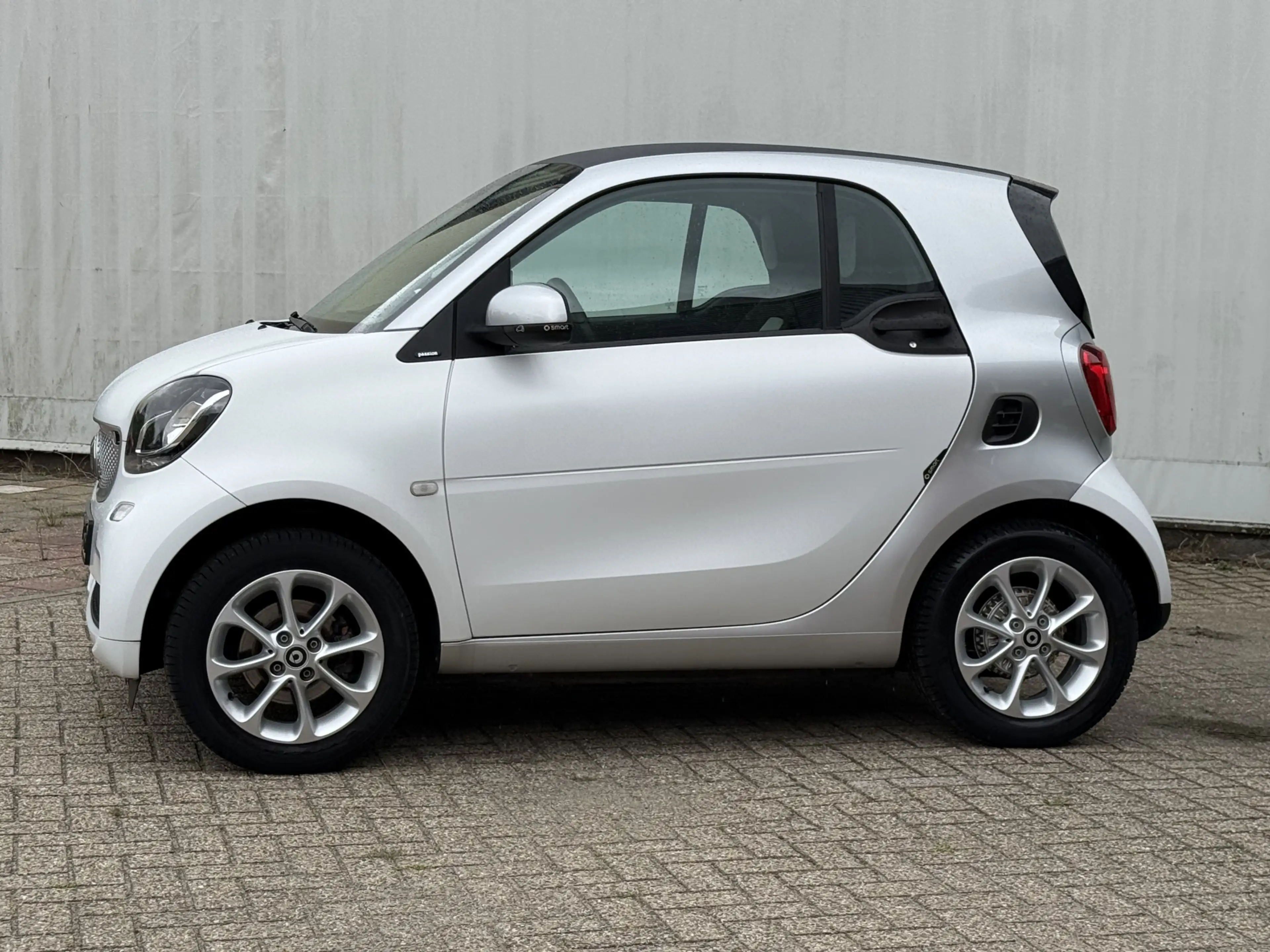 smart forTwo 1.0 Passion Ecc airco /CruiseC. — photo 3