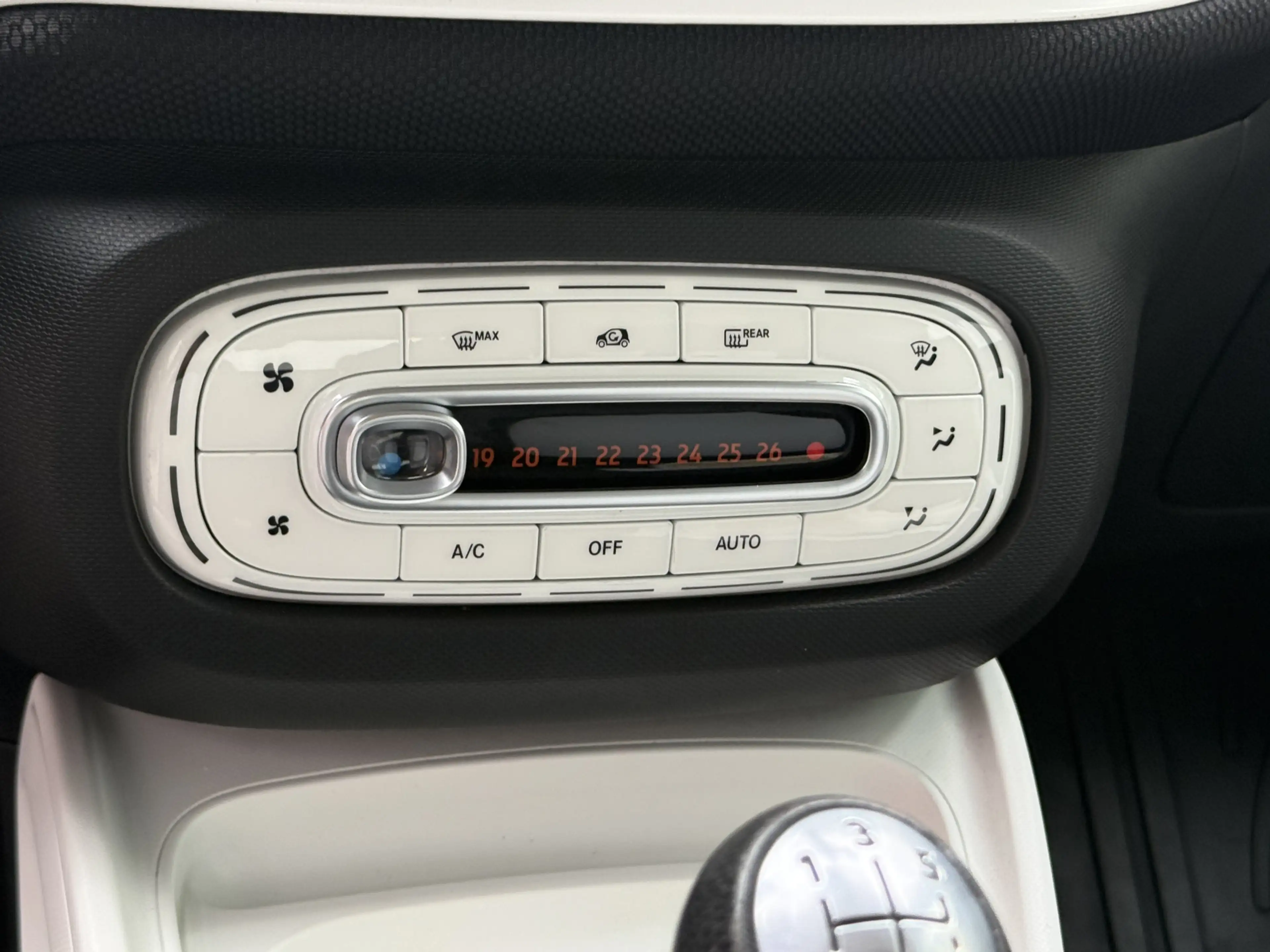 smart forTwo 1.0 Passion Ecc airco /CruiseC. — photo 12