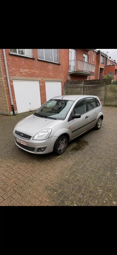 Ford Fiesta 1.3 - 2