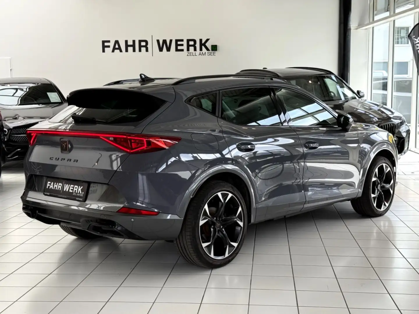 CUPRA Formentor 1,4 e-Hybrid 204 DSG Grau - 2