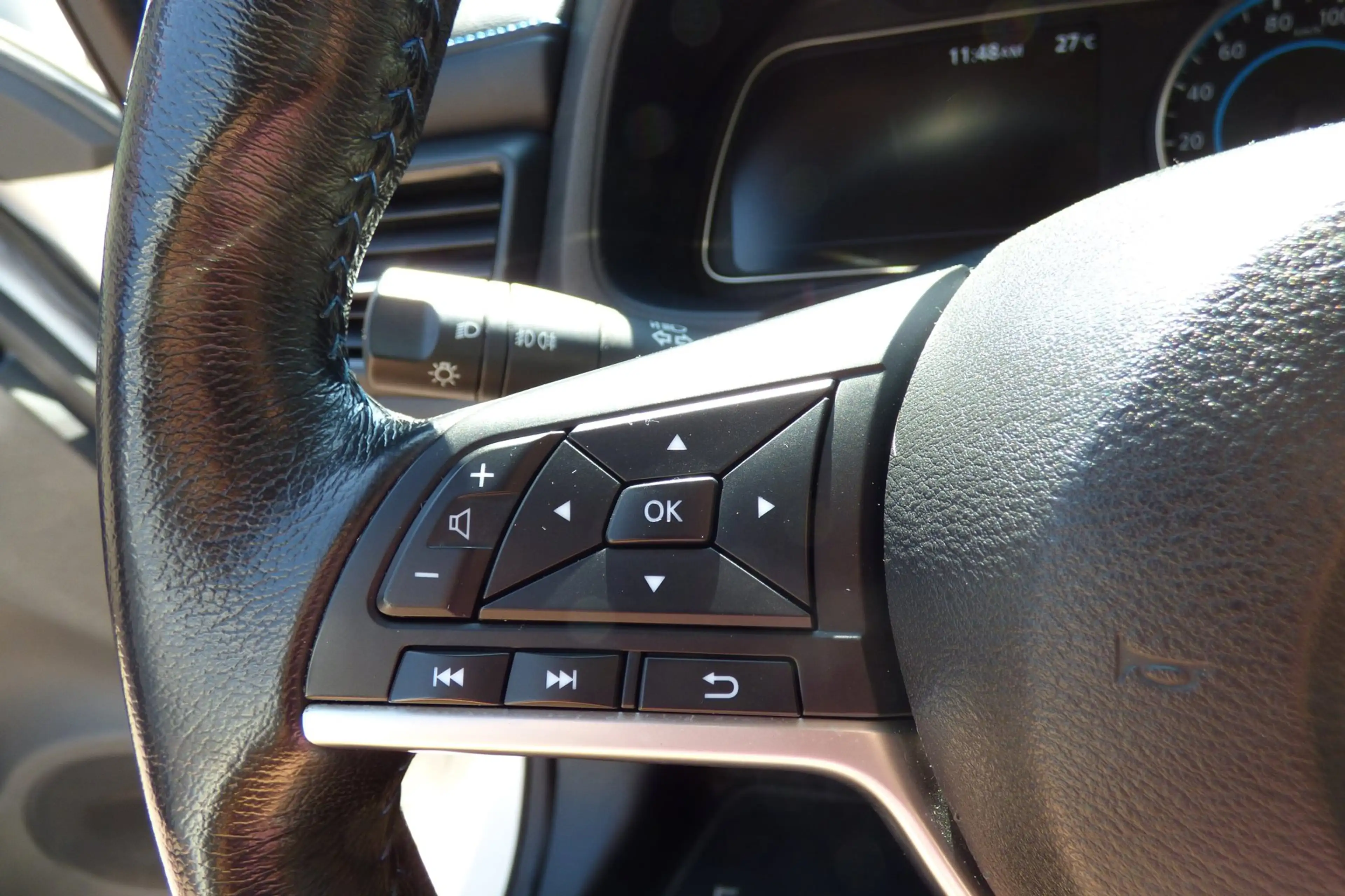 Nissan Leaf E+ N-Connecta 62 kWh — photo 14