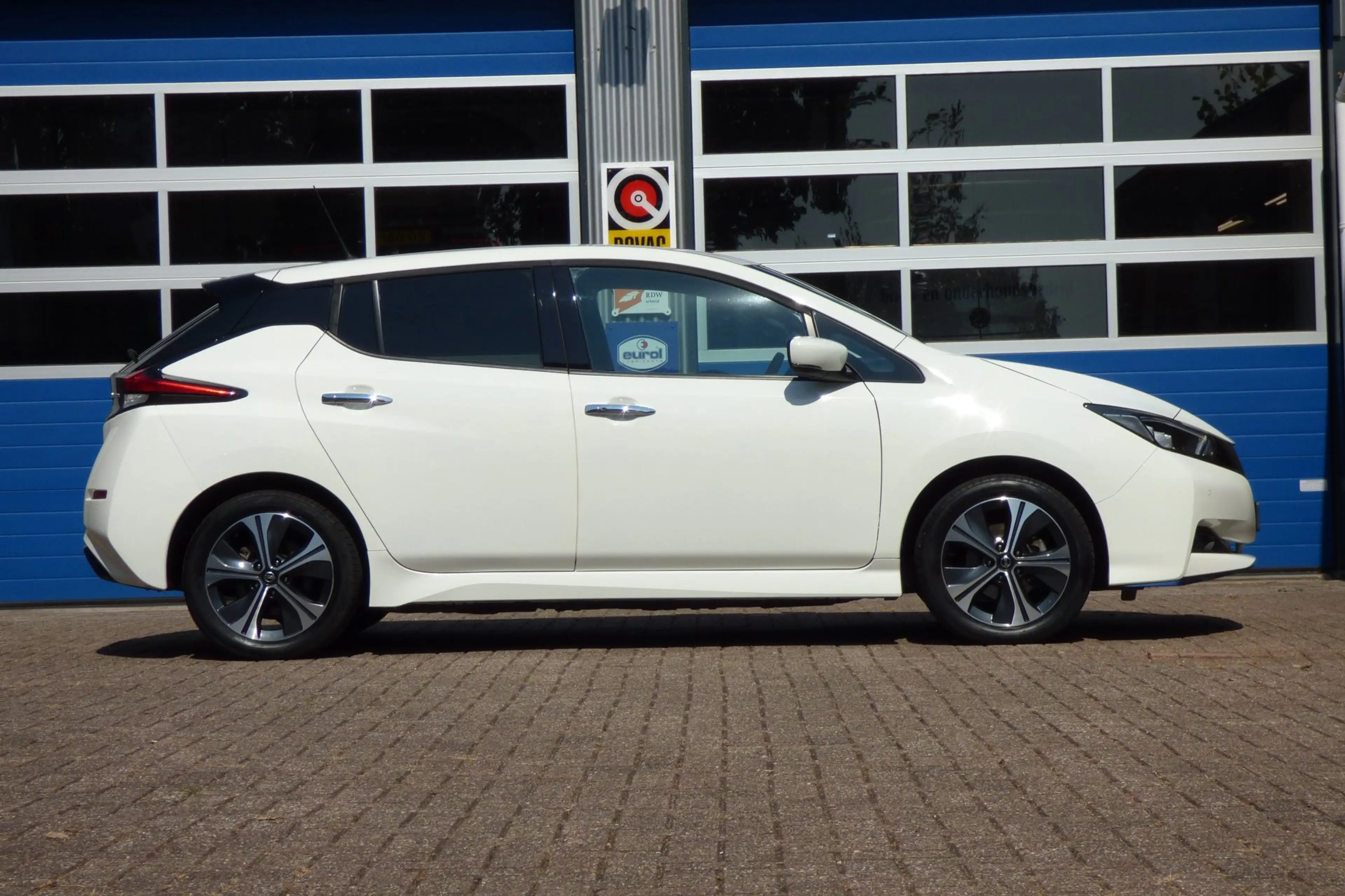 Nissan Leaf E+ N-Connecta 62 kWh — photo 6