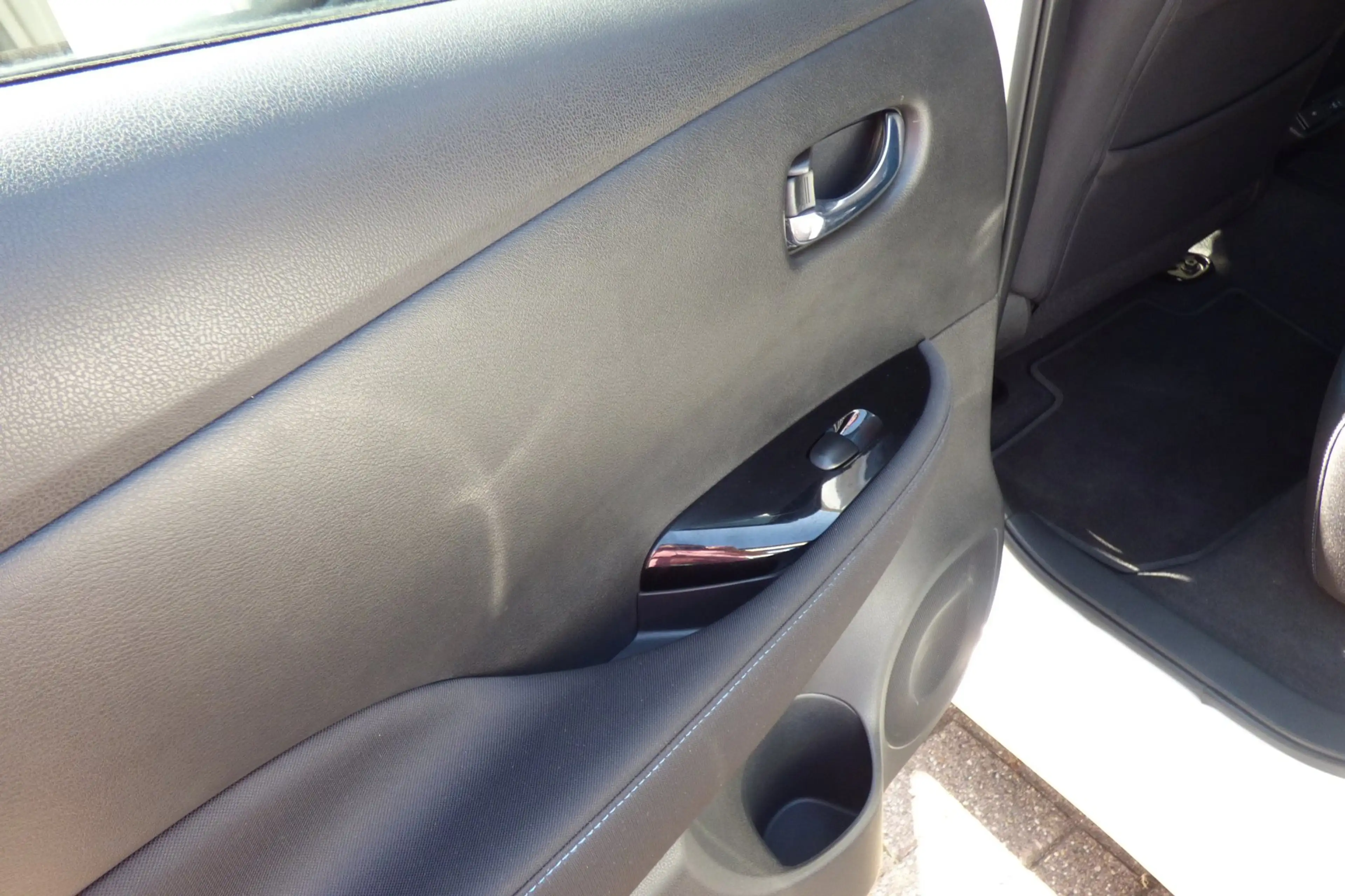 Nissan Leaf E+ N-Connecta 62 kWh — photo 23