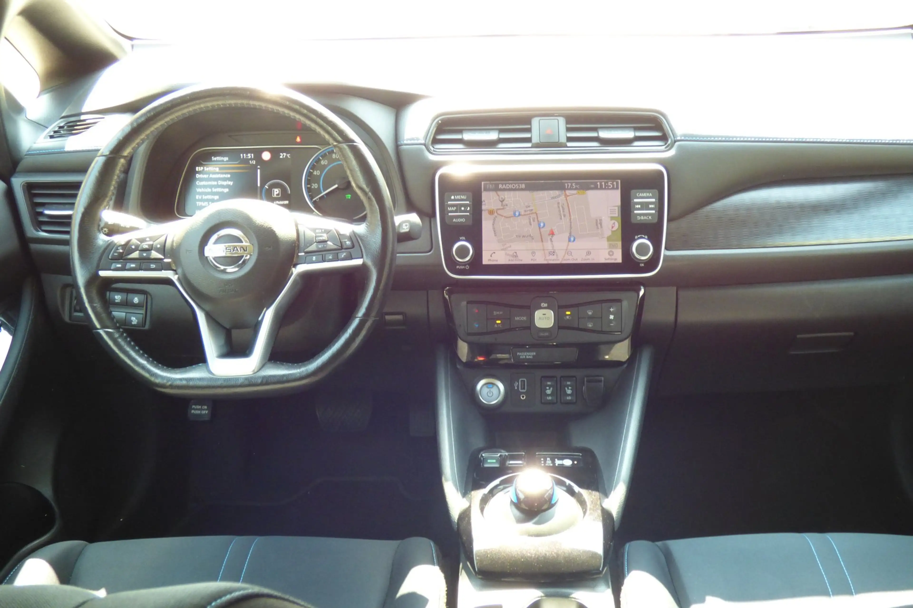 Nissan Leaf E+ N-Connecta 62 kWh — photo 26