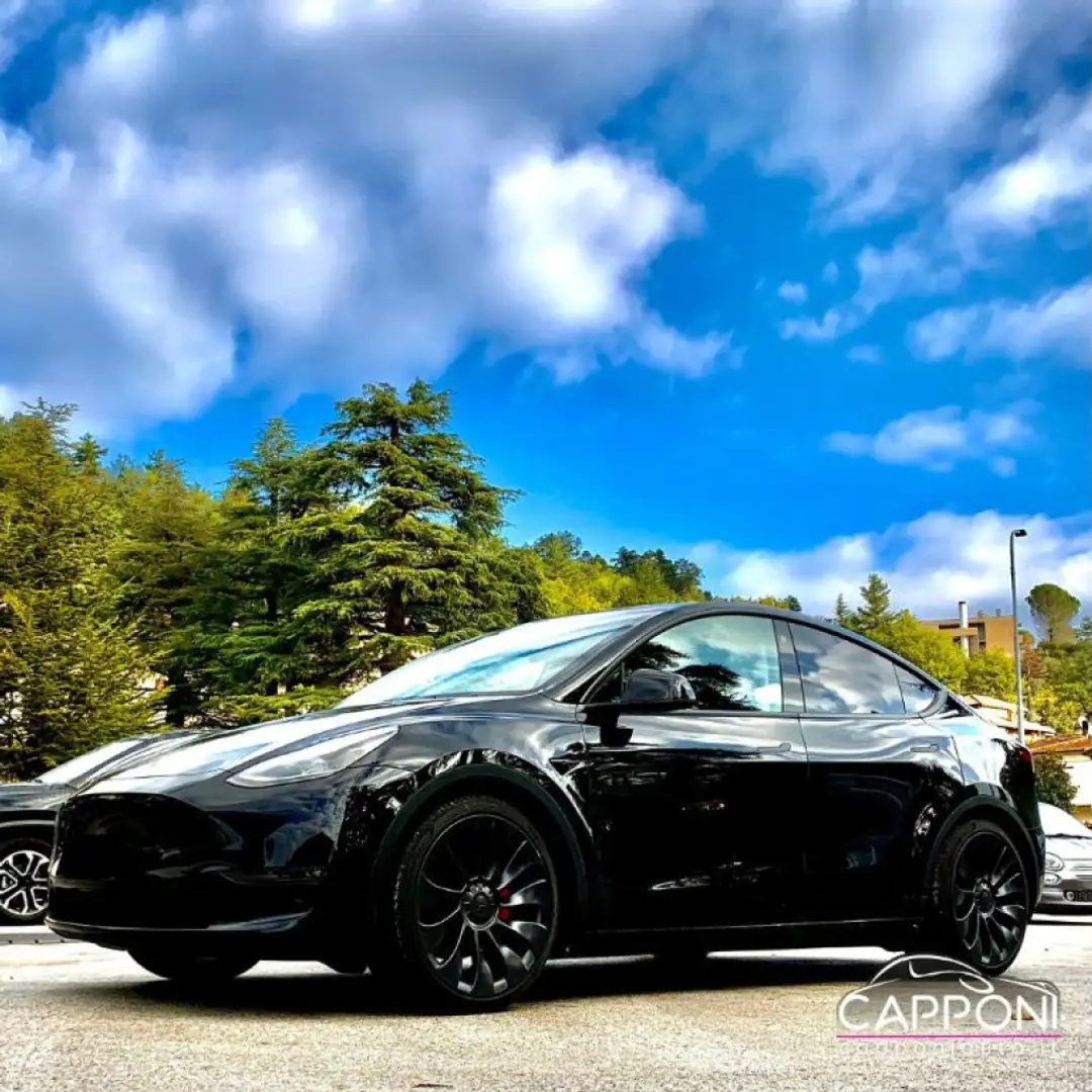 Tesla Model Y Performance AWD Nero - 1