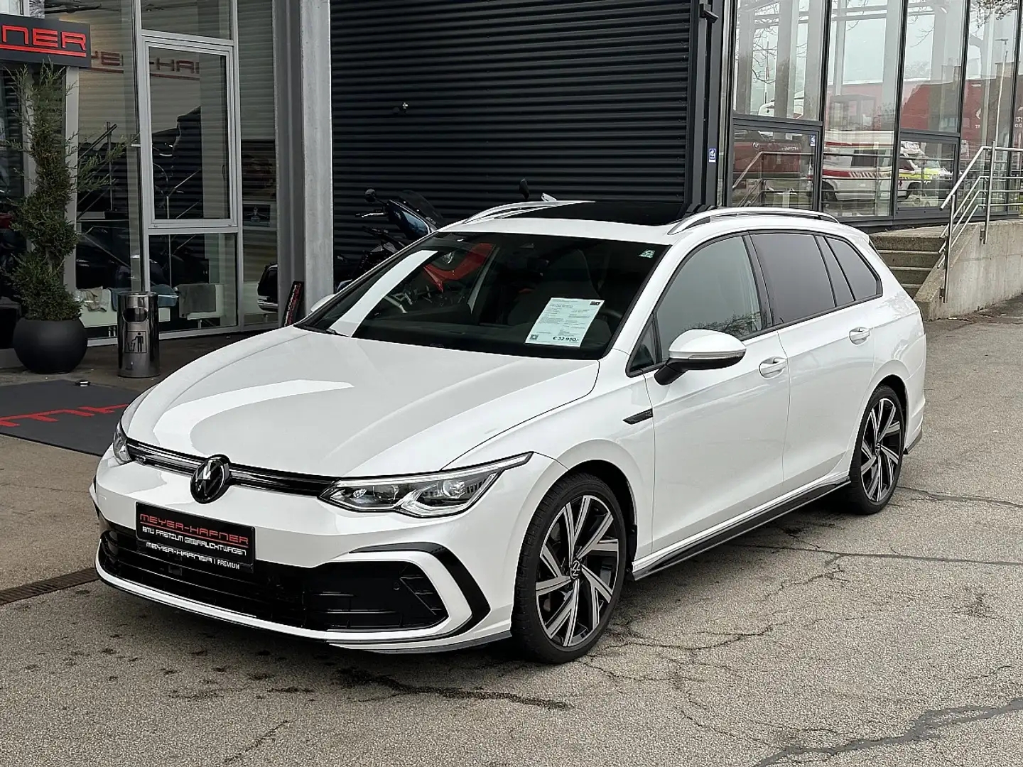 Volkswagen Golf Variant 2,0 TDI R-Line DSG / AHK / RFK / SZH Weiß - 1