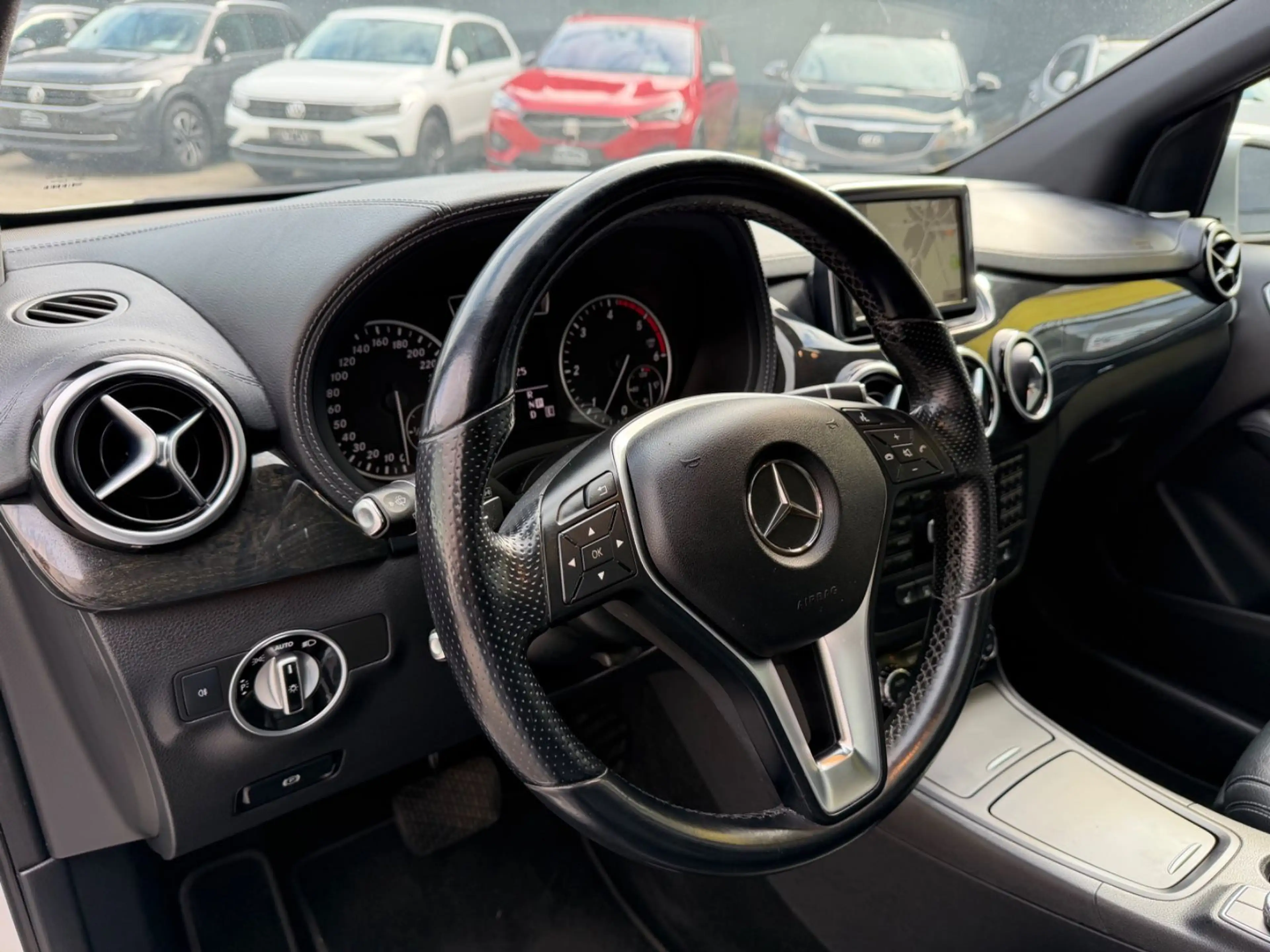 Mercedes-Benz B 220 CDI /STDHZG/SHZ/AUTOMATIK/LEDER/NAVI/ — photo 14