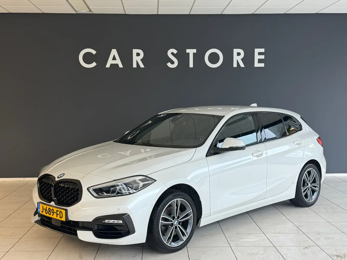 BMW 118 1-serie 118i High Executive Edition Sport Line Spo Wit - 1