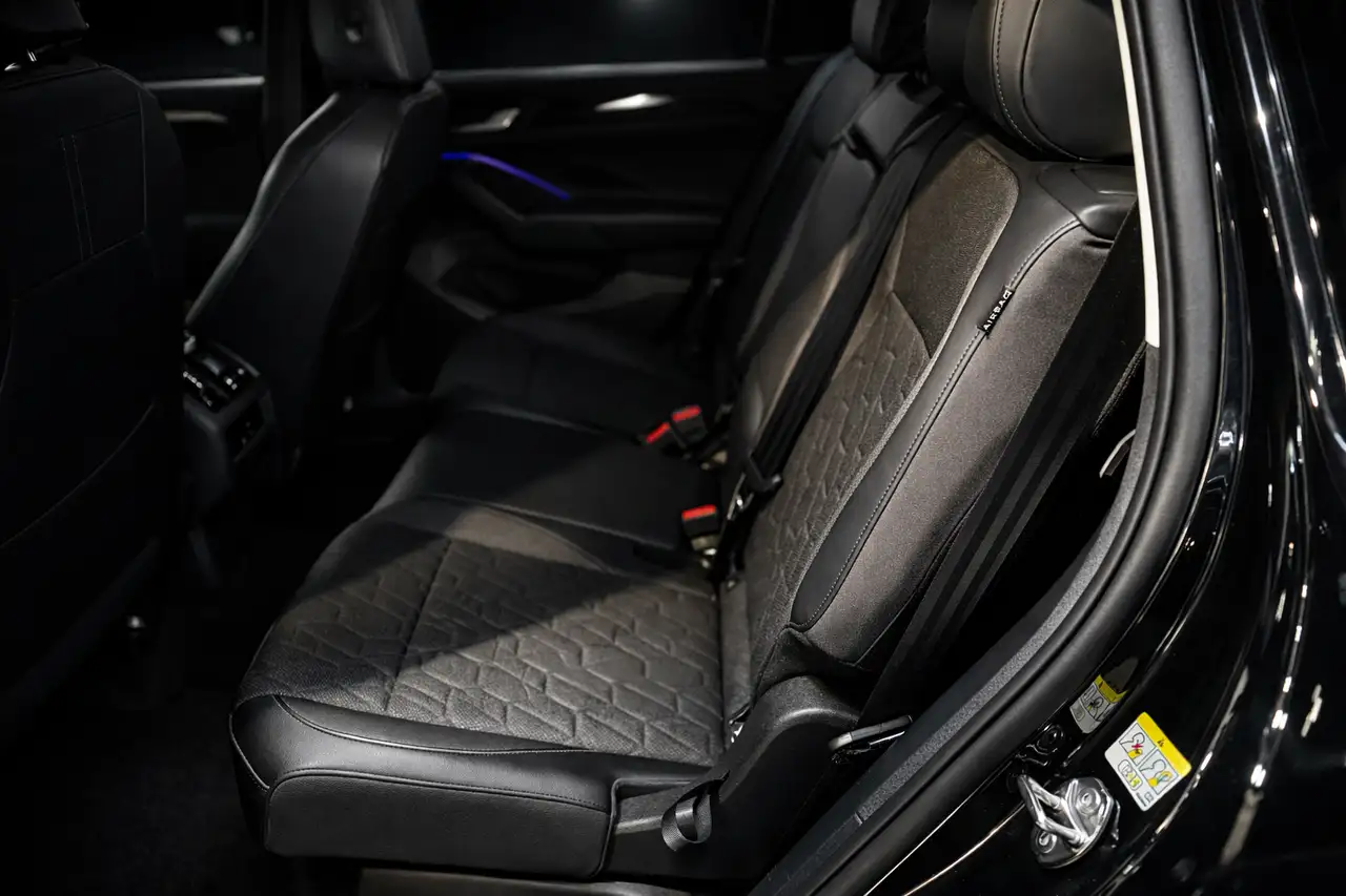 Volkswagen Tayron Tayron 1.5 eTSI mHEV 7 zitplaatsen trekhaak camera 14