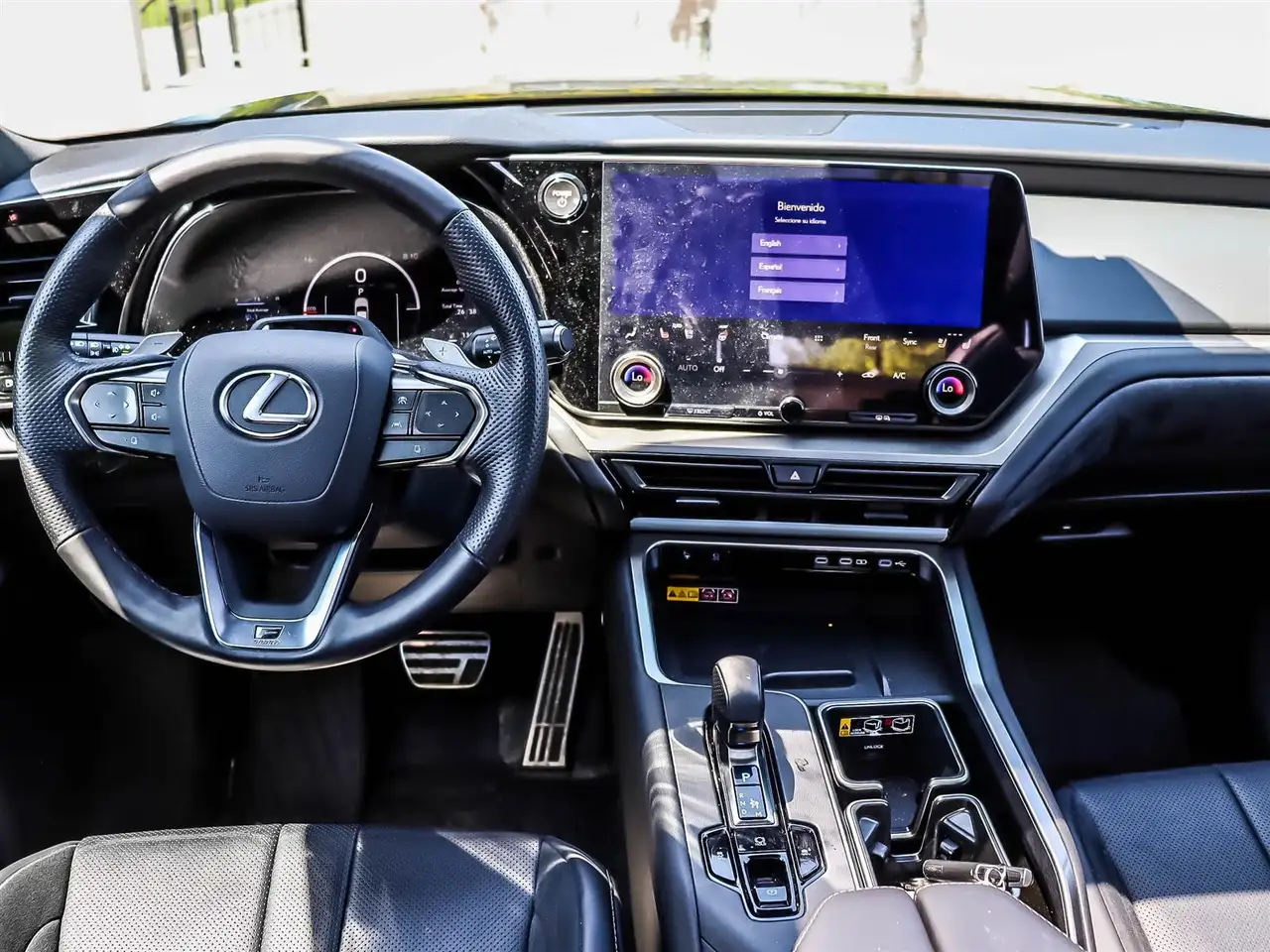 Lexus TX photo Lexus TX