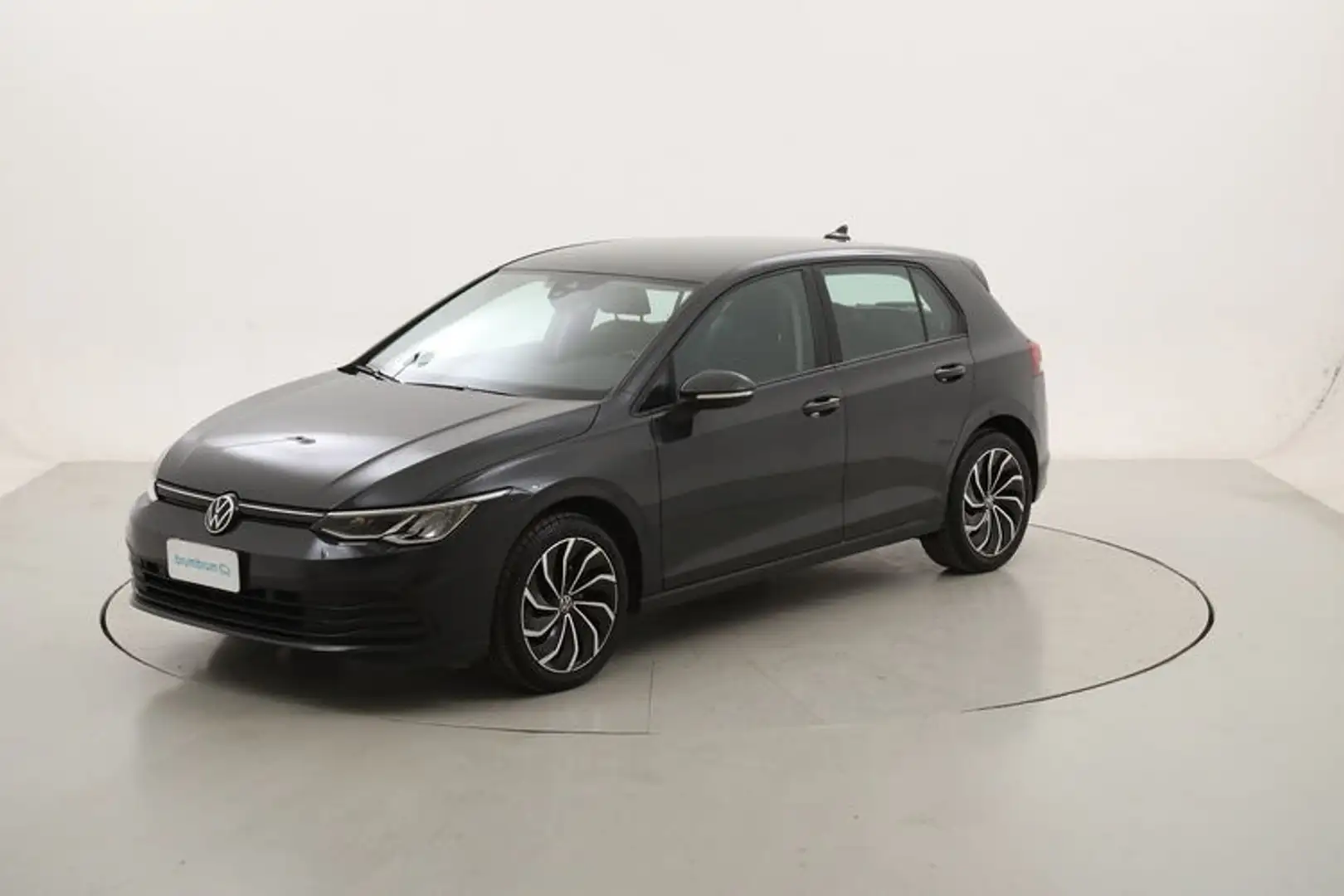 Volkswagen Golf Life 1.0 Benzina 110CV Grigio - 1