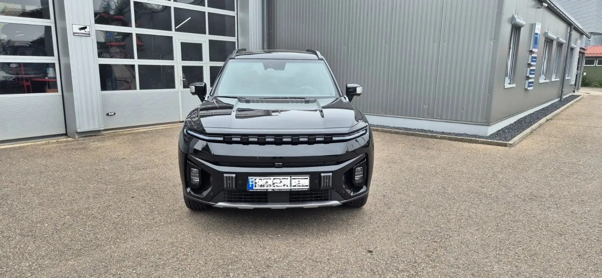 KGM Torres EVX Titanium Černá - 2